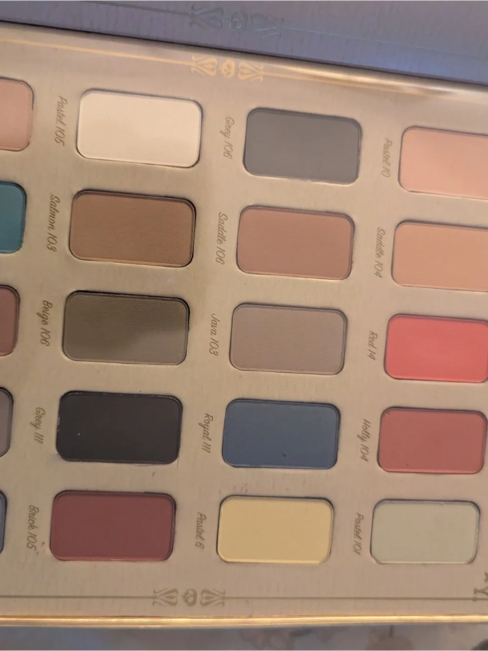 Snow White 1937 Collection Makeup Palatte